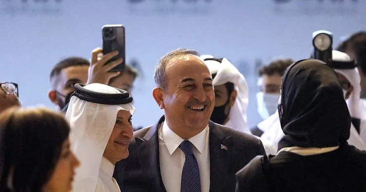Bakan Çavuşoğlu, Doha’da mevkidaşlarıyla görüştü