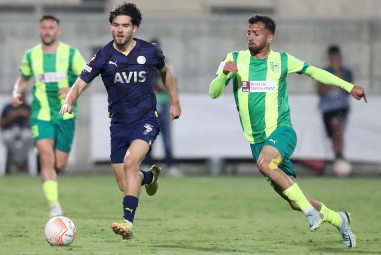 Son dakika Fenerbahçe haberi: Transferi babası duyurdu! Ferdi Kadıoğlu’nun yeni adresi...