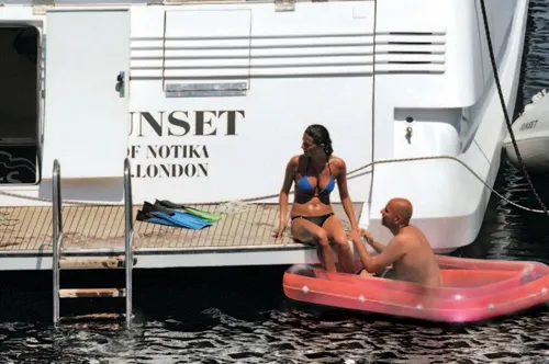 Yasemin Ergene & İzzet Özilhan