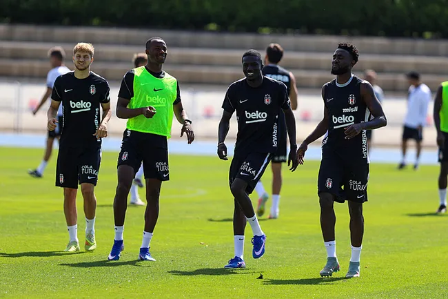 tiago-djalo-gecen-sene-benim-icin-bir-ogrenme-senesiydi-1783669254608.jpg