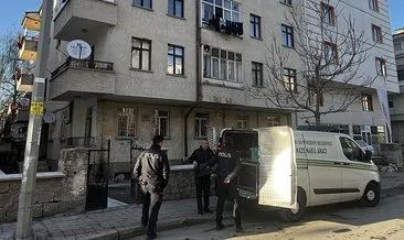 Genç kız cinnet getirdi: Annesini defalarca bıçakladı! #kayseri