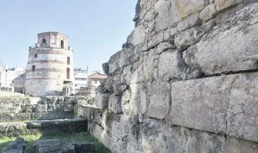 Hadrianus’un kalesi bahçe duvarı oldu