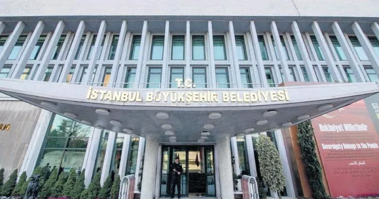 İBB’nin başı çektiği CHP’li belediyeler borç batağında!