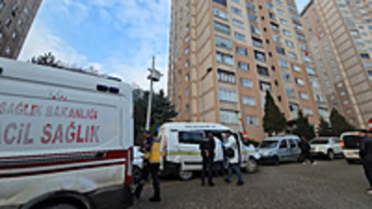 Karabük'te dengesini kaybeden yaşlı kadın 5.kattan düşerek yaşamını yitirdi