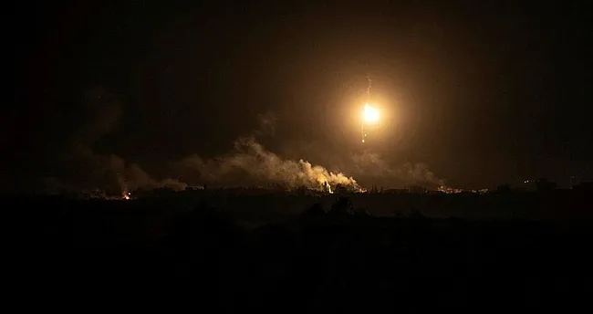 İşgalci İsrail Gazze’deki Türkiye-Filistin Dostluk Hastanesi vurdu İşgalci İsrail Gazze’deki Türkiye-Filistin Dostluk Hastanesi vurdu