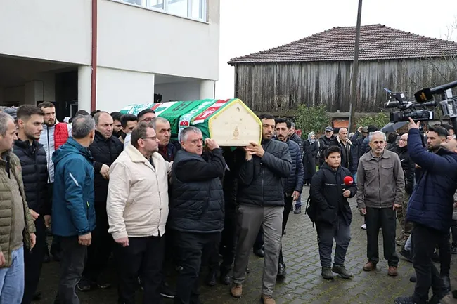 silahli-saldirida-can-veren-kubilay-kaan-kundakci-son-yolculuguna-ugurlandi-babadan-yurek-yakan-sozler-benim-o-1774109922783.jpeg (800×533)