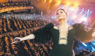 Sibel Can Köln’de konser verdi