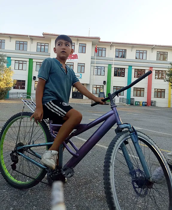 14 yaşındaki çocuğun oynadığı tüfek ateş aldı: Arkadaşı hayatını kaybetti!