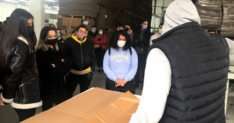 Öğrenciler teknik gezide