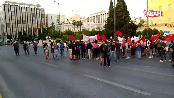 Yunanistan'da terör örgütü DHKP-C yanlıları polisle çatıştı | Video