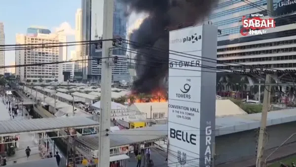 Bangkok'ta pazar yerinde yangın