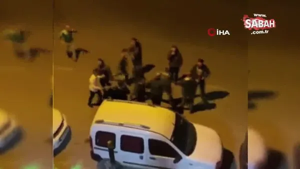 Bursa’da kız meselesi yüzünden iki aile sokak ortasında birbirine girdi! | Video