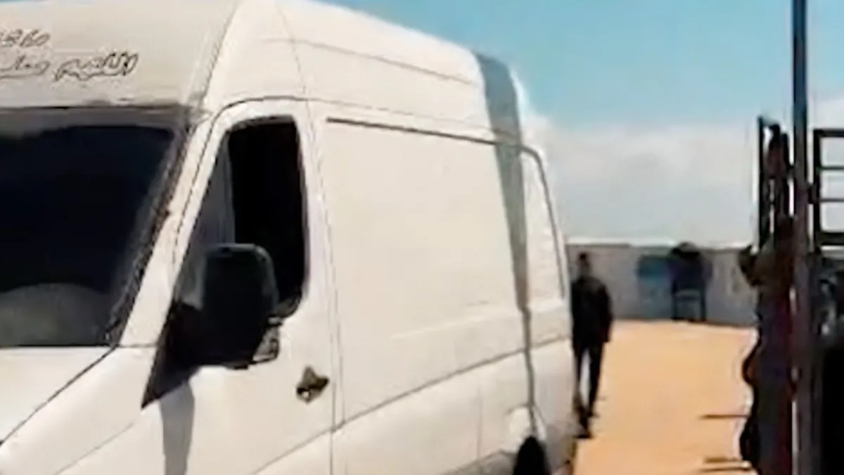 Pendik’ten Gazze’ye gönül köprüsü! Bin çocuğa bayramlık gönderildi