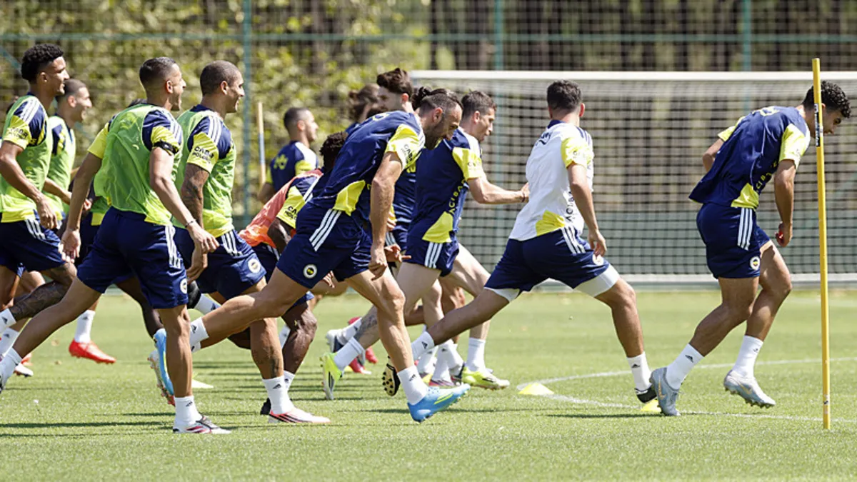 Fenerbahçe ara vermeden sahaya indi!