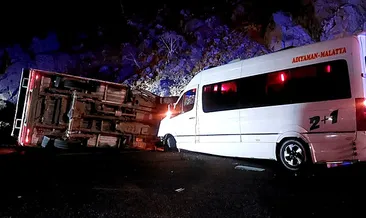 Tarım işçilerini taşıyan minibüs kaza yaptı: 23 yaralı #giresun