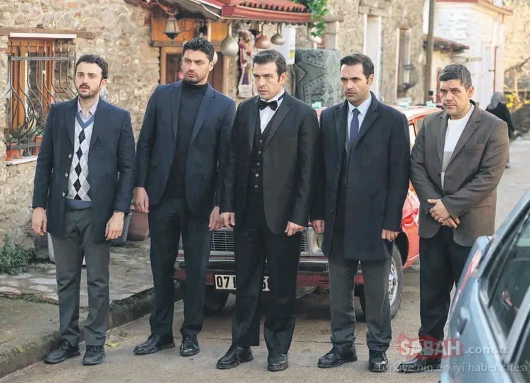 Zembilli dizisinin yıldızı Emre Dinler’den yürek burkan açıklama: Hatay depreminde…