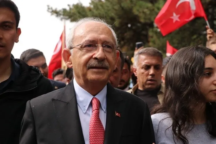 Yumruğunu masaya vuran Kılıçdaroğlu’na Batı’dan sert tepki: Kimse sana inanmıyor