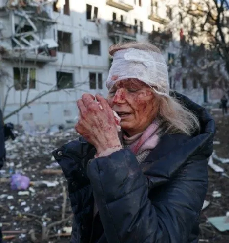 Son dakika: Rusya Ukrayna savaşında simge oldu! Dünyanın konuştuğu kadının sözleri kan dondurdu!
