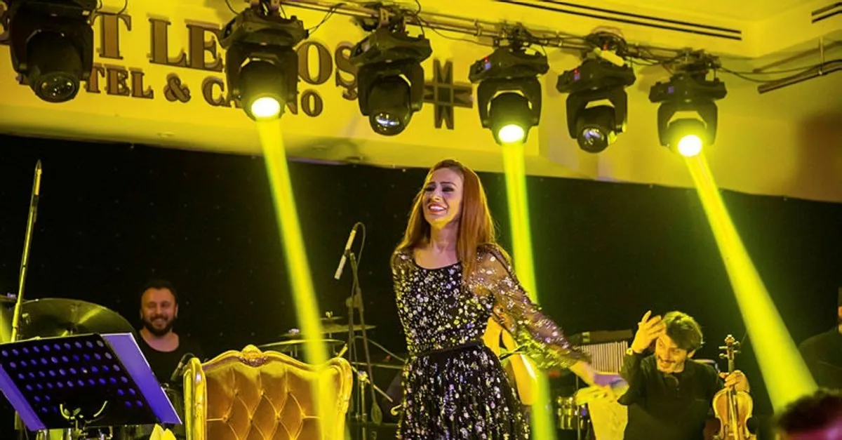 Yildiz Tilbe Canli Yayin Yaparak Sevenlerine Konser Verdi Magazin Haberleri