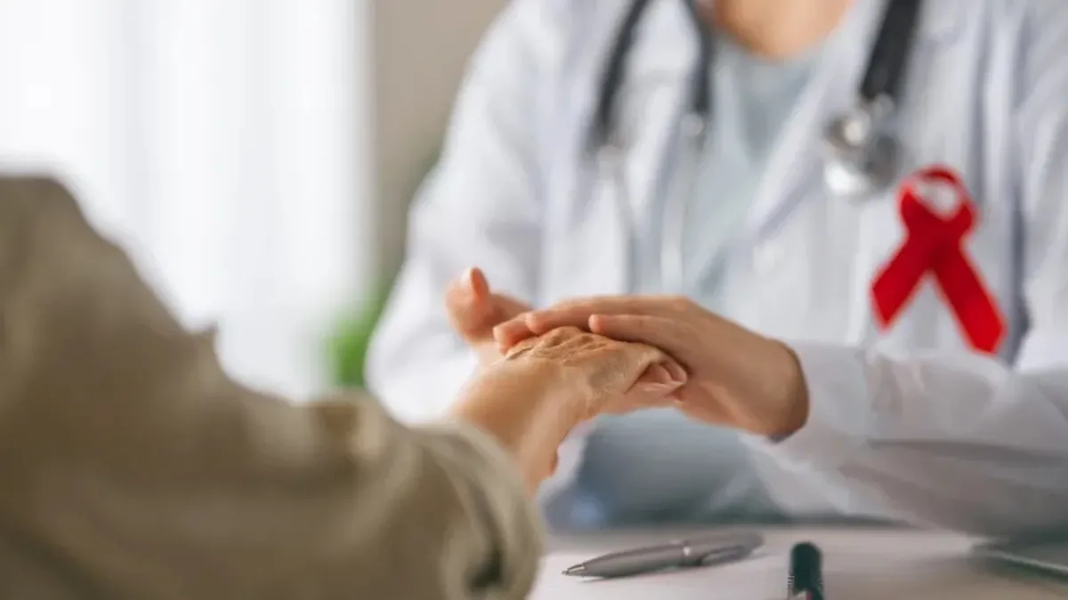 ALS hastalığı nedir, belirtileri neler, tedavisi var mı? Yapımcı Erol Köse’nin ölümü ardından araştırılıyor!