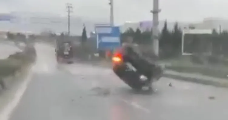 Kocaeli’de drift faciası: Araç takla attı