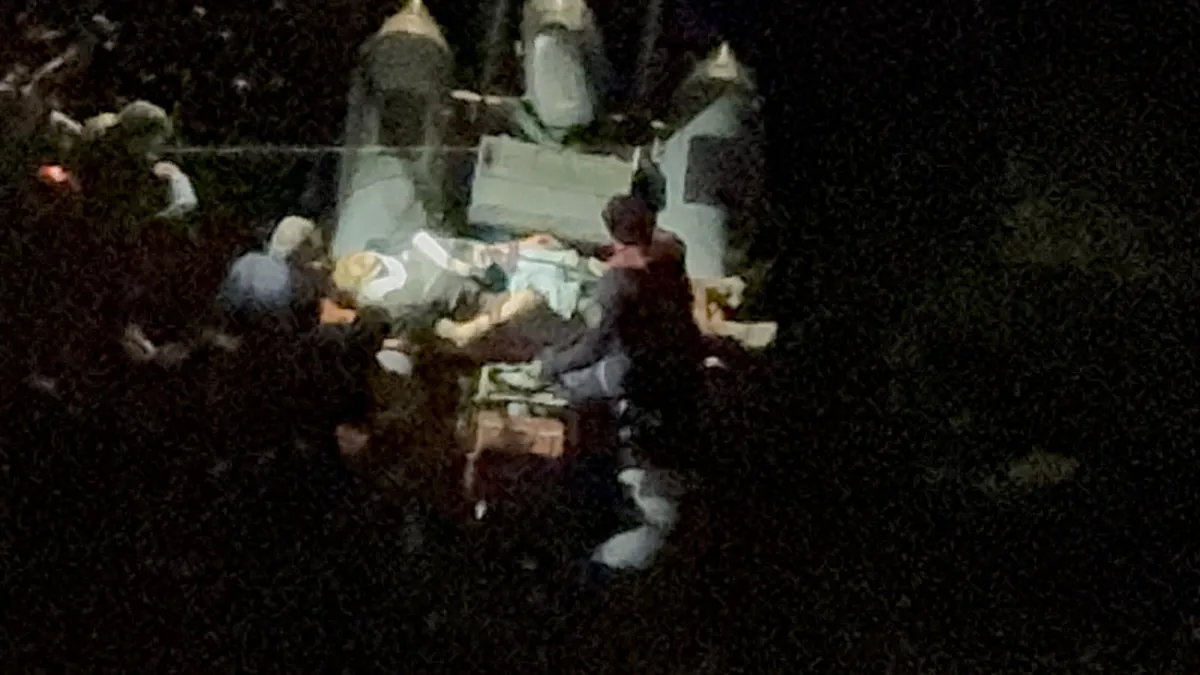 Balık tutmak isterken, denize düştü: Vücudunda kırıklar var! Balık tutmak isterken, denize düştü: Vücudunda kırıklar var!