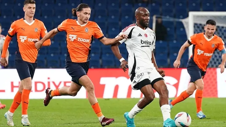 SON DAKİKA HABERİ: Süper Lig ekibinden şok Arda Turan hamlesi! Eyüpspor’dan ayrılıyor mu?