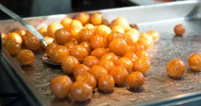 Meşhur tatlımız dünyanın en lezzetli sokak tatlıları listesinin zirvesine yerleşti! Dünyaca ünlü yemek sitesi 2 Türk tatlısını övgüye boğdu