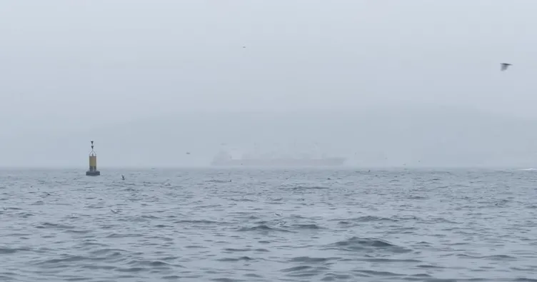İstanbul Boğazı’nda sis etkili oluyor
