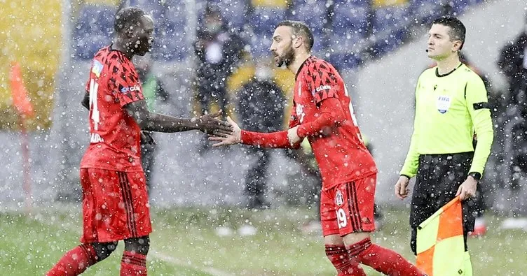 Son dakika: Beşiktaş’ta ileri uçta formül Cenk ve Aboubakar