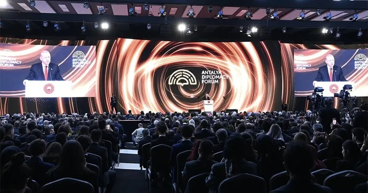 Diplomasi rüzgârı Antalya’da esecek