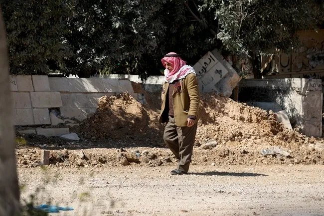 israil-ordusu-kabatiyede-buyuk-yikim-birakarak-cekildi-1766937308396.jpg İsrail ordusu, Kabatiye'de büyük yıkım bırakarak çekildi