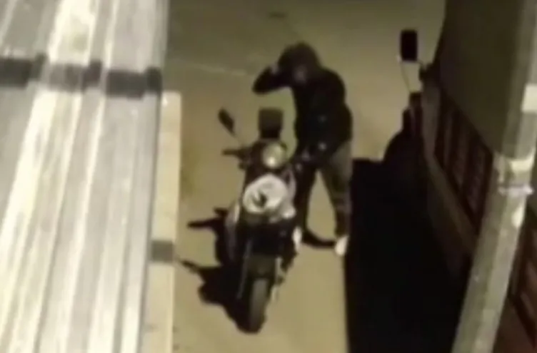 Firari hırsızın 43 yıl kesinleşmiş cezası vardı: Öyle bir yerden çıktı ki...