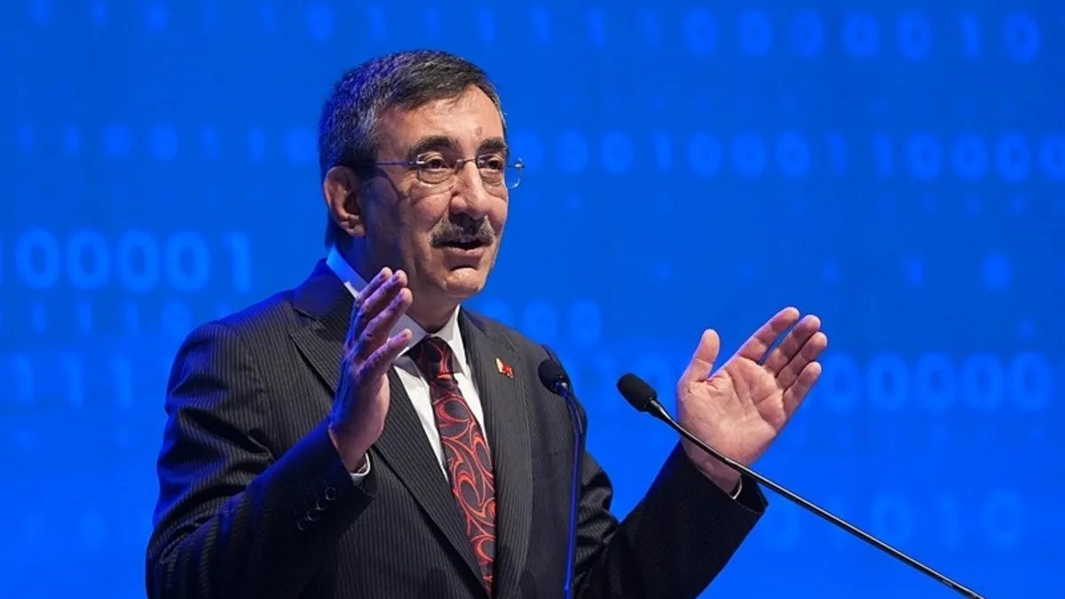 Siyasilerden ABD saldırısına tepki: İsrail tüm bölgeyi ateşe atıyor