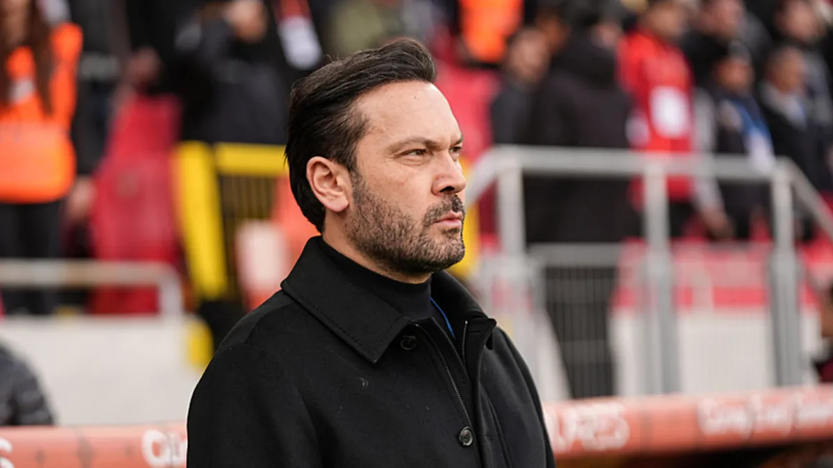 Muhammed Türkmen: İçinde bulunduğumuz durumdan çıkmak istiyoruz! Muhammed Türkmen: İçinde bulunduğumuz durumdan çıkmak istiyoruz!