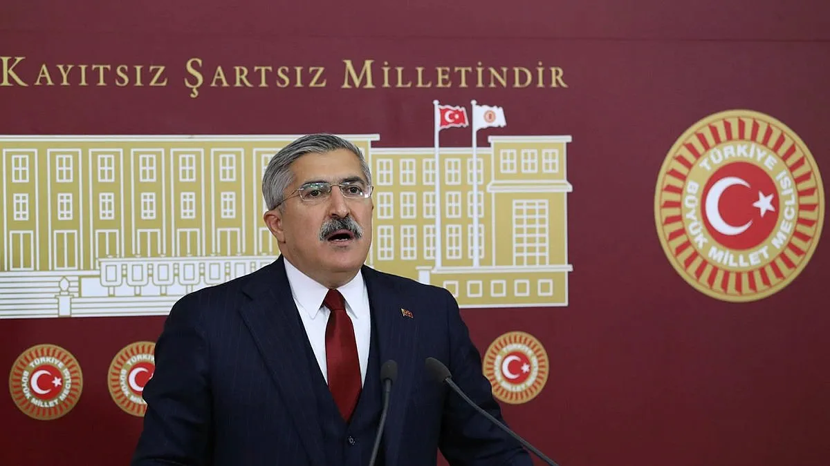 Hüseyin Yayman'dan Netflix'teki 'Famagusta' yapımına tepki: Kara propagandalara müsaade etmeyeceğiz Hüseyin Yayman'dan Netflix'teki 'Famagusta' yapımına tepki: Kara propagandalara müsaade etmeyeceğiz