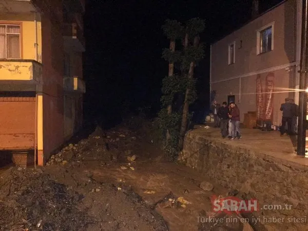 Trabzon'daki şiddetli sağanak Araklı ve Arsin'de hasara yol açtı