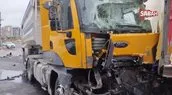 Kayseri’de feci kaza! Direksiyon hakimiyetini kaybeden tır sürücüsü 5 aracı biçti, 9 yaralı