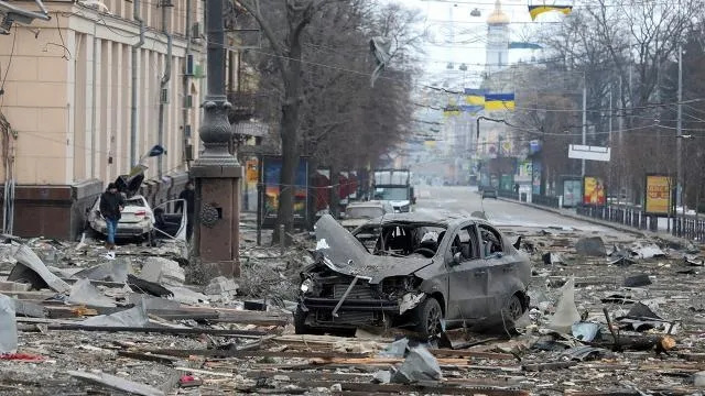Rusya Ukrayna savaşı şiddetlenerek devam ediyor! Zelenskiy'den flaş açıklama: Havalimanı yerler bir...