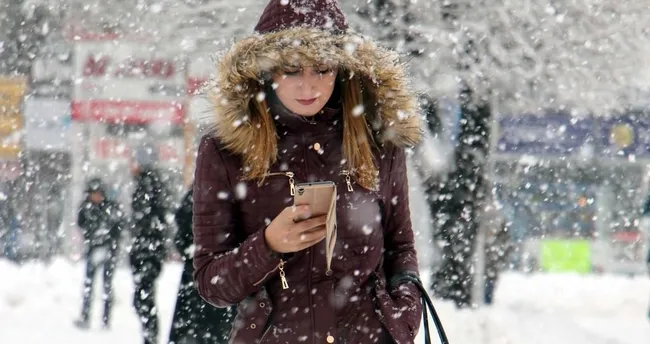 Meteoroloji kar yağışı için saat verdi!
