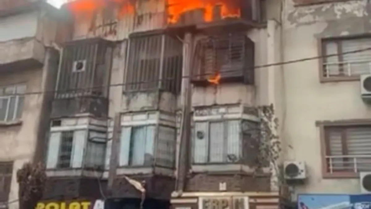 Güvercin Oteli’nde yangın: 2,5 Milyon değerindeki güvercinler yangında telef oldu Güvercin Oteli’nde yangın: 2,5 Milyon değerindeki güvercinler yangında telef oldu