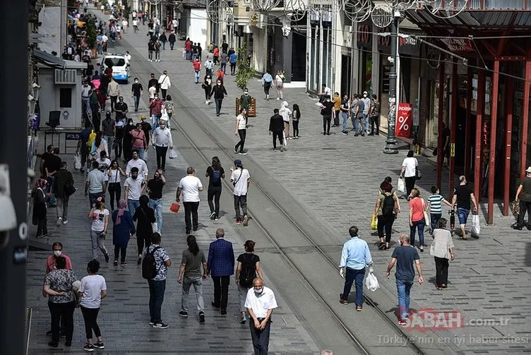 İstiklal Caddesi’ndeki kalabalık eski günleri aratmadı
