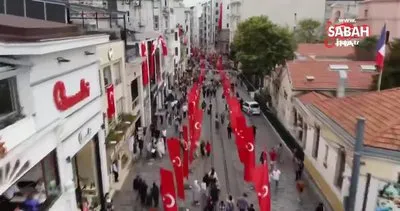 İstiklal Caddesi 100’üncü yıla özel Türk Bayraklarıyla donatıldı