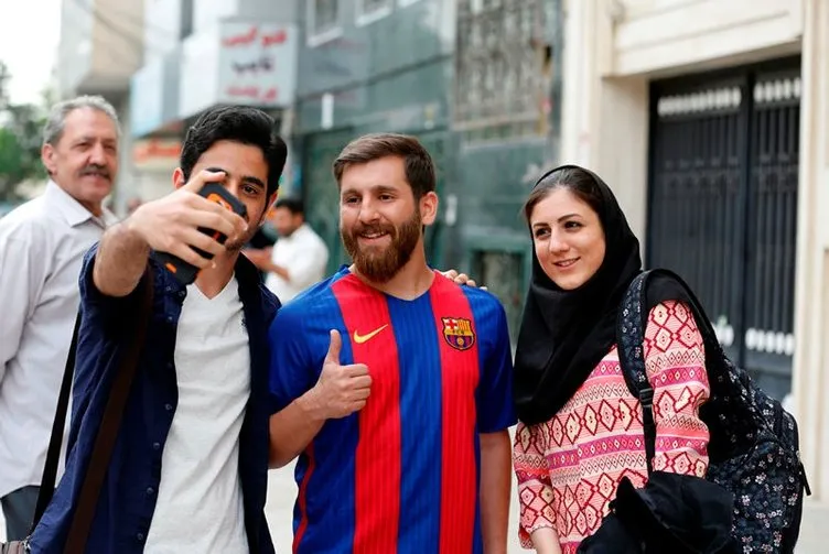 İranlı Messi’yi polisler kurtardı