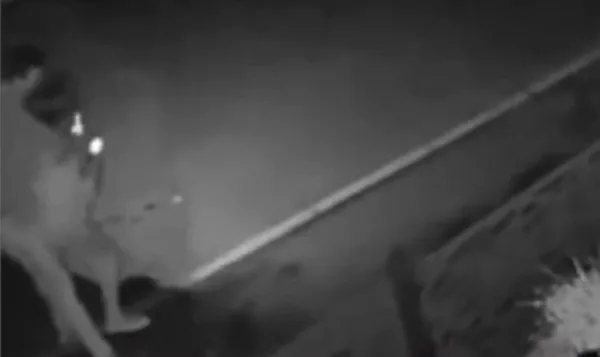 ingiliz-polisinden-yeni-taciz-skandali-polislik-egitimini-bunun-icin-kullandi-1616228595009.jpg İngiliz polisinden yeni taciz skandalı! Polislik eğitimini bunun için kullandı