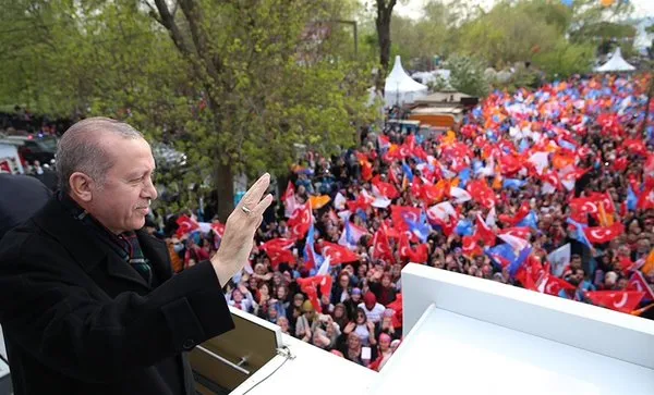 Cumhurbaşkanı Erdoğan’ın İstanbul programından ilginç kareler