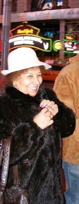 Kanser hastası kadın oğlu tarafından öldürülmüştü! Son görüntüleri ortaya çıktı