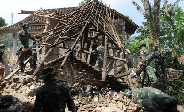 Deprem kahini bu tarihleri vermişti! İzmir ve Denizli depremleri tekrar akıllara getirdi