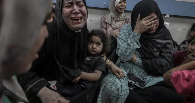 İsrail’in Şifa Hastanesi’ne düzenlendiği saldırıda 13 kişi öldü İsrail’in Şifa Hastanesi’ne düzenlendiği saldırıda 13 kişi öldü