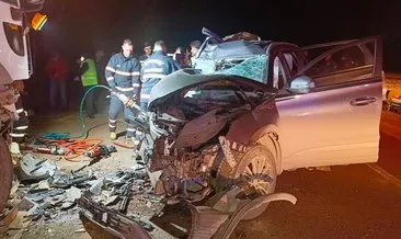 Çankırı'da kan donduran kaza: Kamyon ile otomobil birbirine girdi! 1 ölü 2 yaralı #cankiri